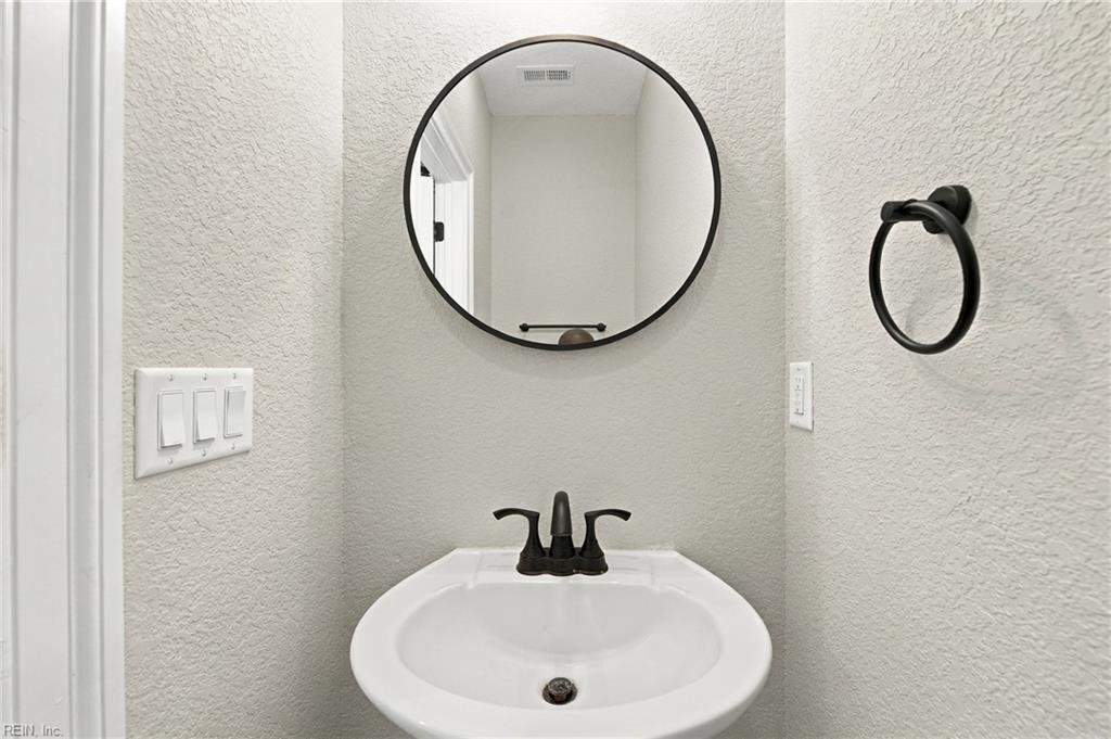 529 Keel Way Property Photo 36