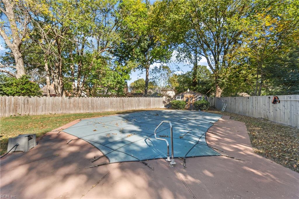 4812 Knollwood Ct Property Photo 43
