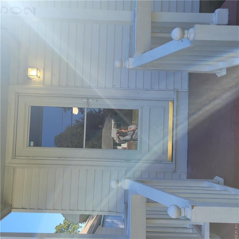 502 Biltmore Pl Property Photo 3