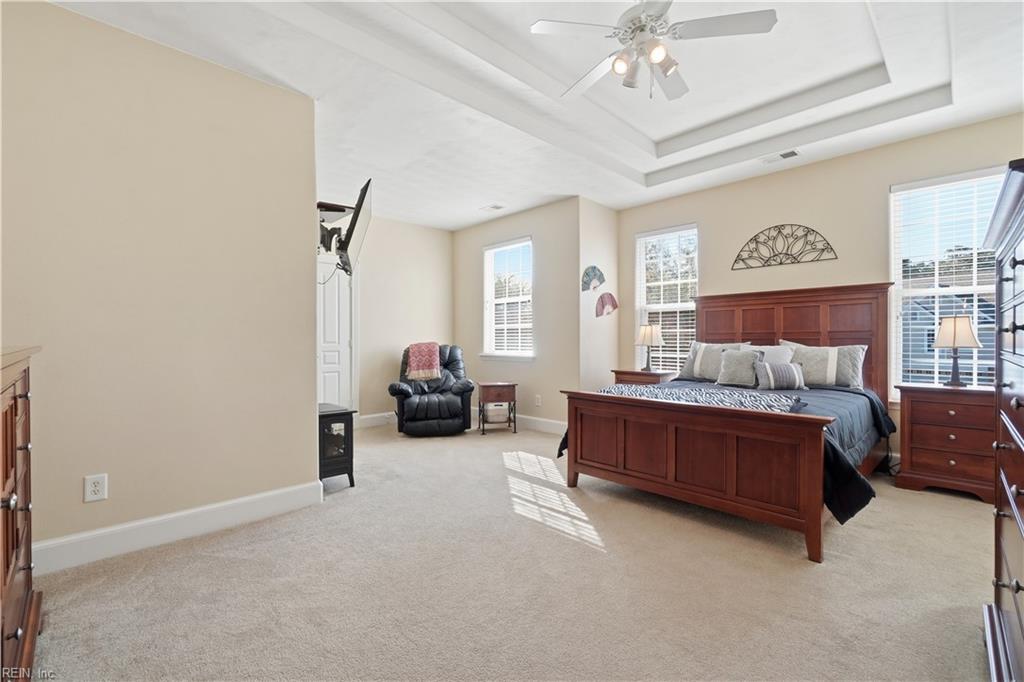 1061 Bay Breeze Dr Property Photo 18