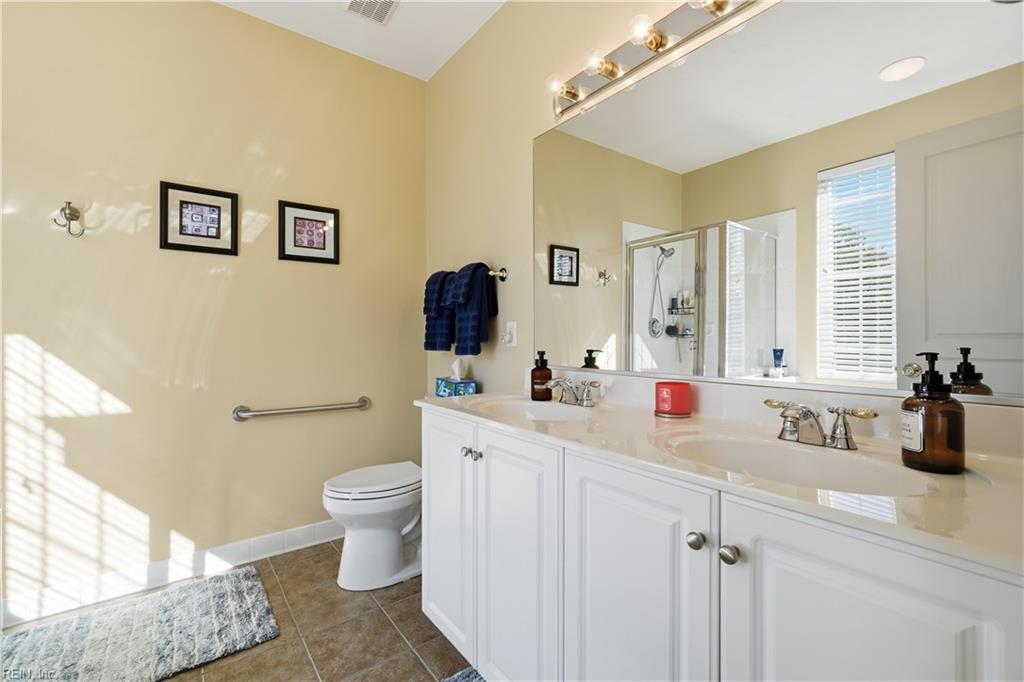 1061 Bay Breeze Dr Property Photo 21