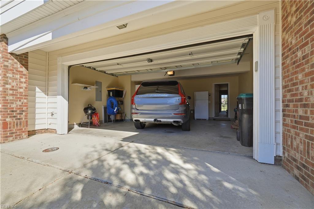 1061 Bay Breeze Dr Property Photo 30