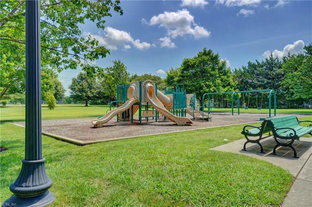 1061 Bay Breeze Dr Property Photo 38