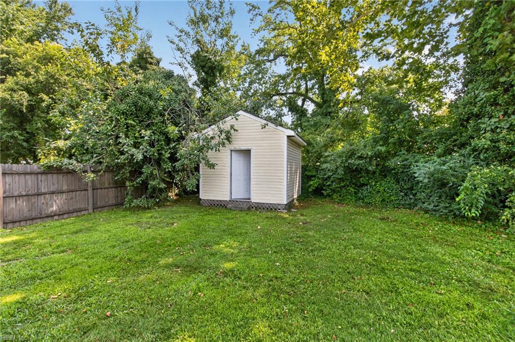 2322 Barraud Ave Property Photo 11