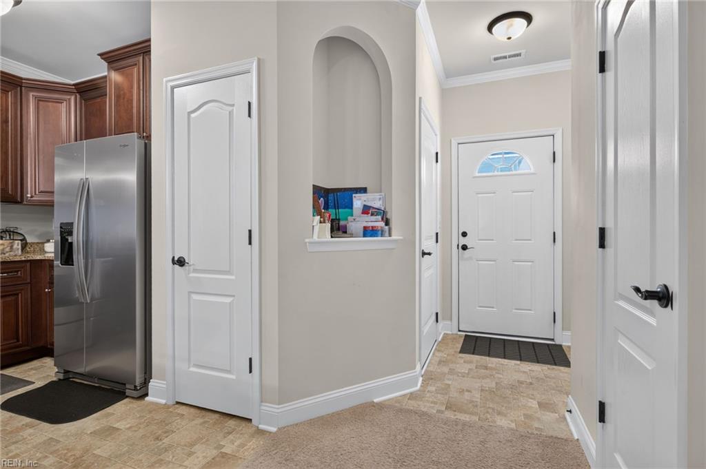 200 Astra Ln Property Photo 4