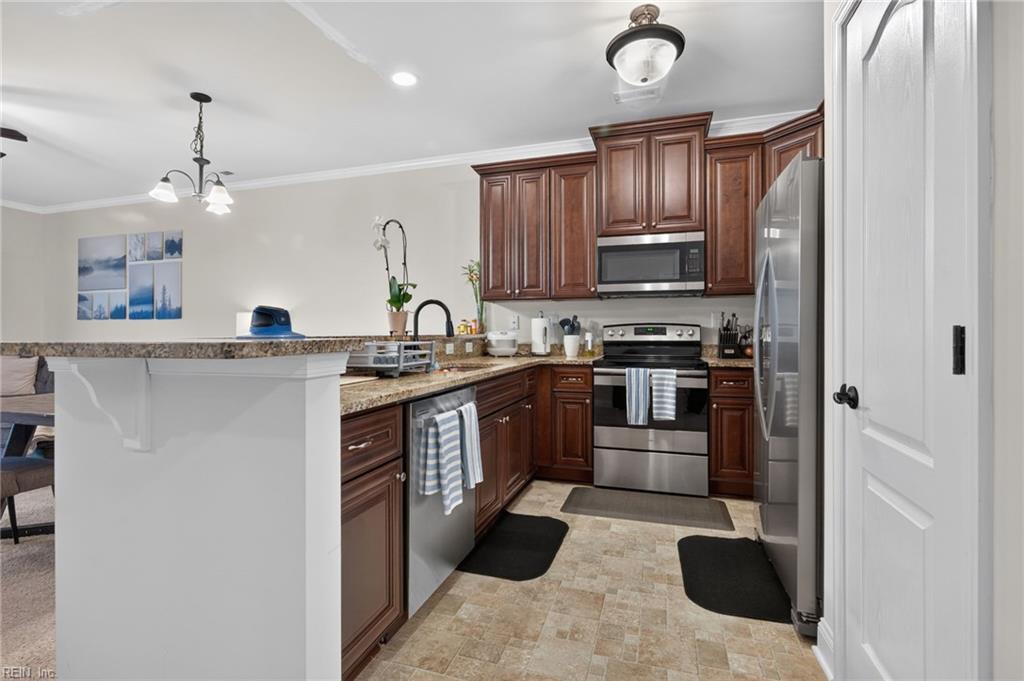 200 Astra Ln Property Photo 5