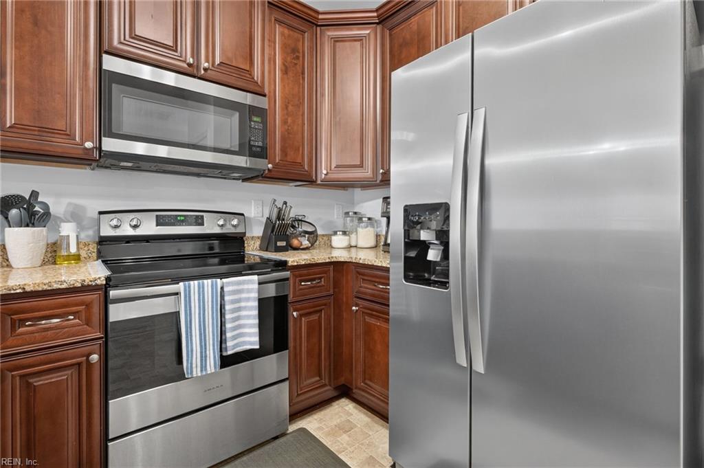 200 Astra Ln Property Photo 7