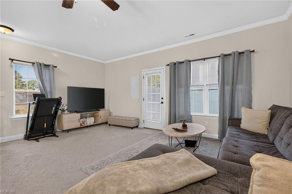 200 Astra Ln Property Photo 13