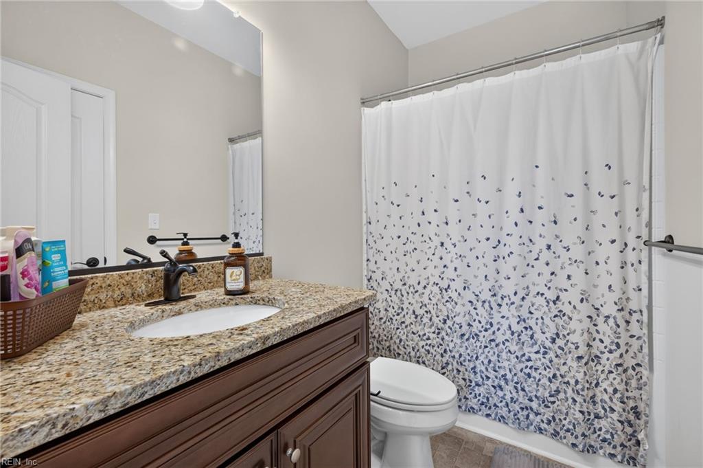 200 Astra Ln Property Photo 16