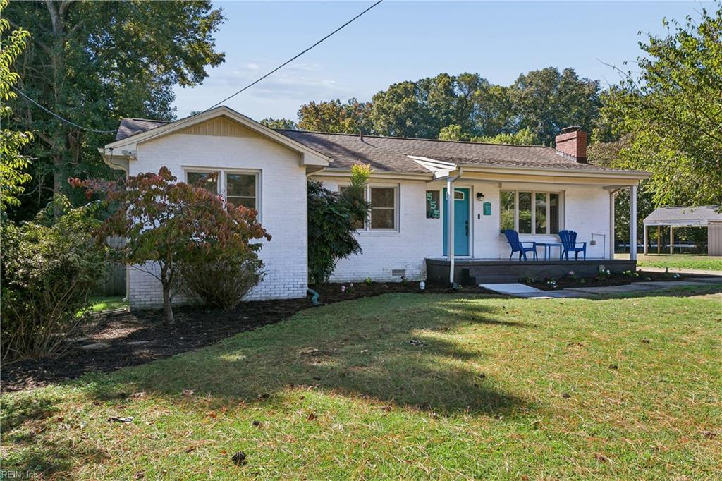 555 Blount Point Rd Property Photo 2