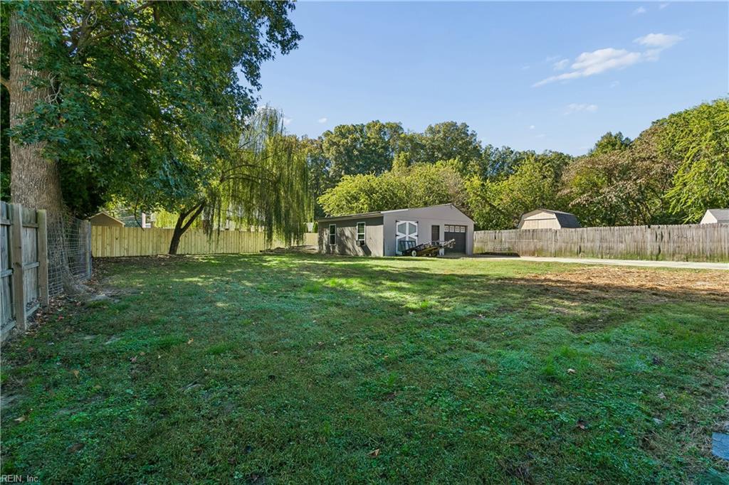 555 Blount Point Rd Property Photo 31