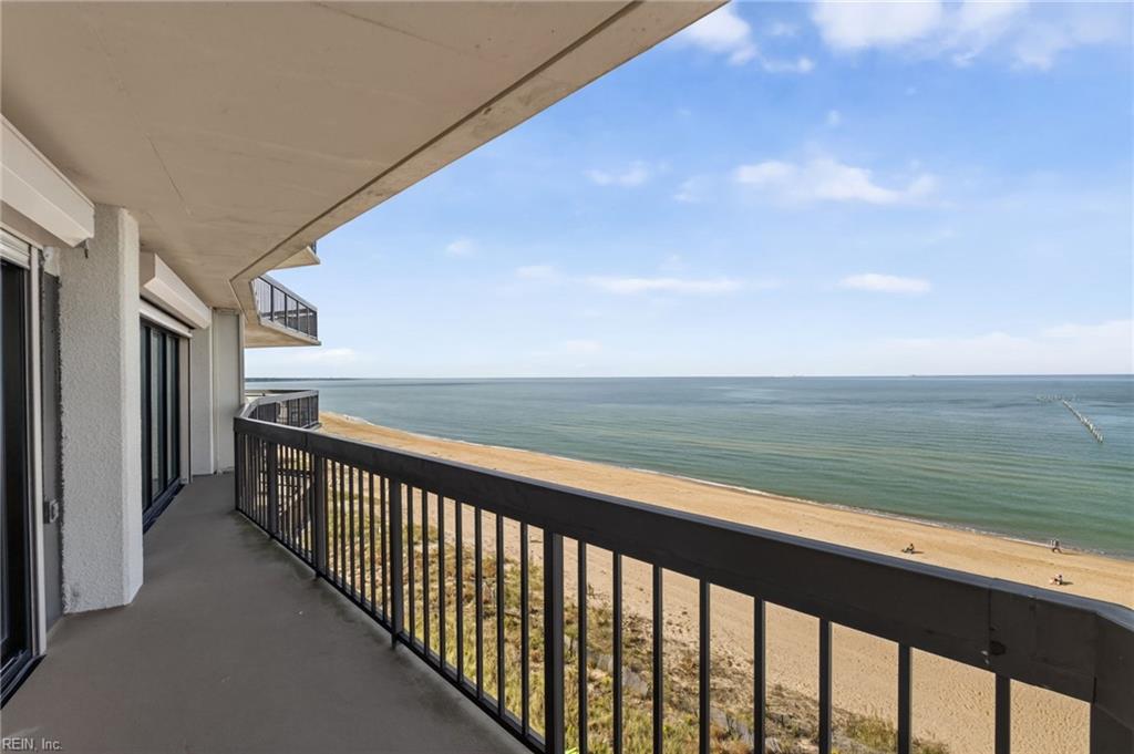2830 Shore DR Property Photo 1