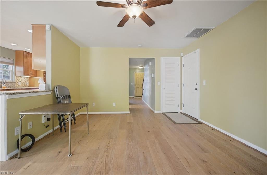 559 Suburban Pw Property Photo 13