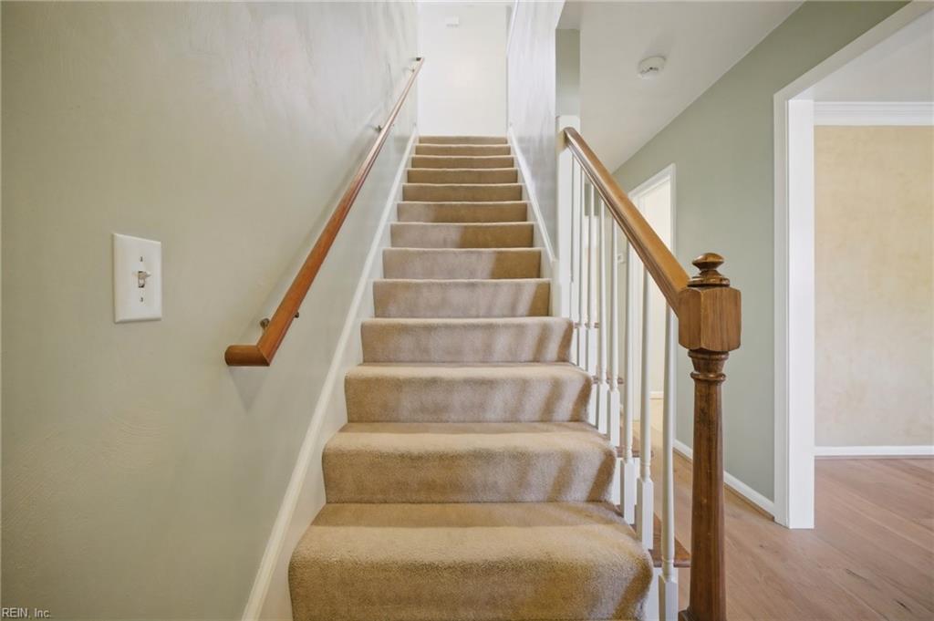 559 Suburban Pw Property Photo 16