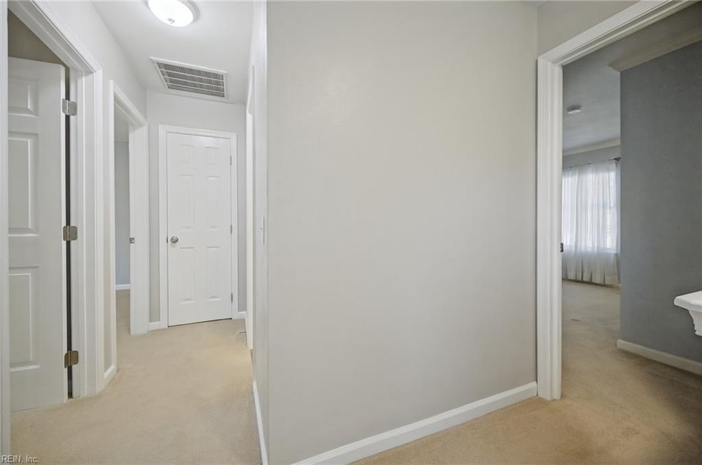 559 Suburban Pw Property Photo 17