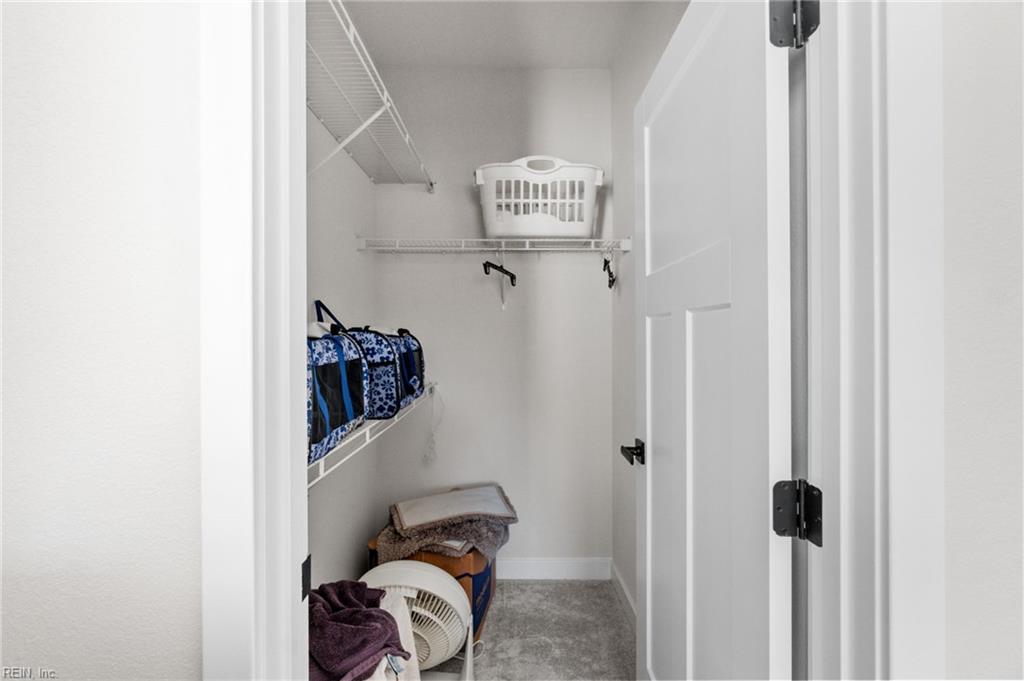 910 Marston St Property Photo 27
