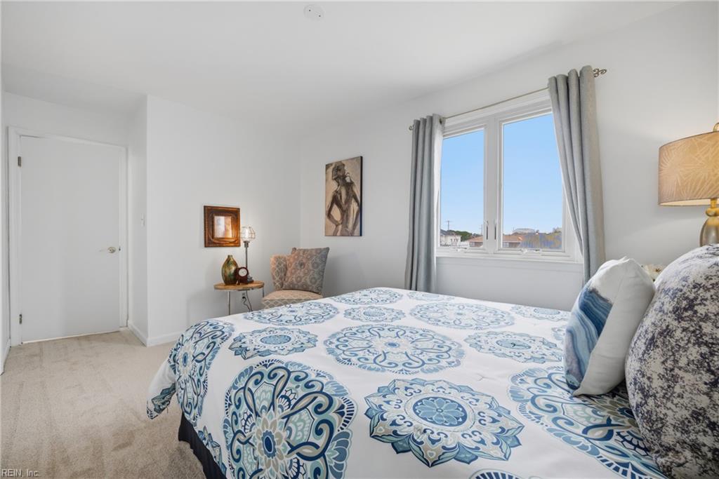 1262 W Ocean View Ave Property Photo 18