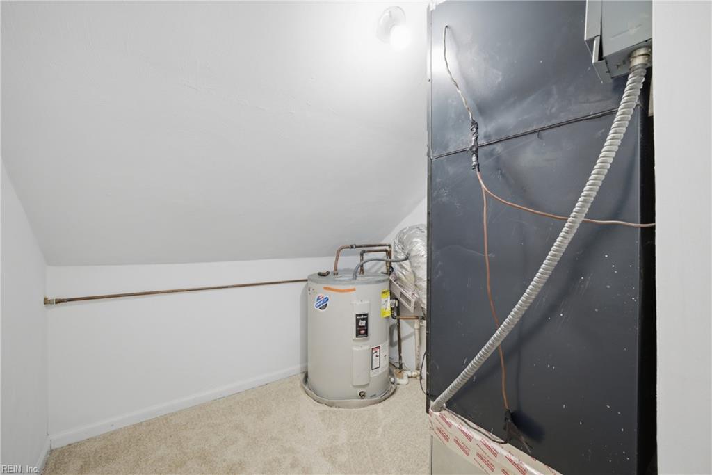 1262 W Ocean View Ave Property Photo 25