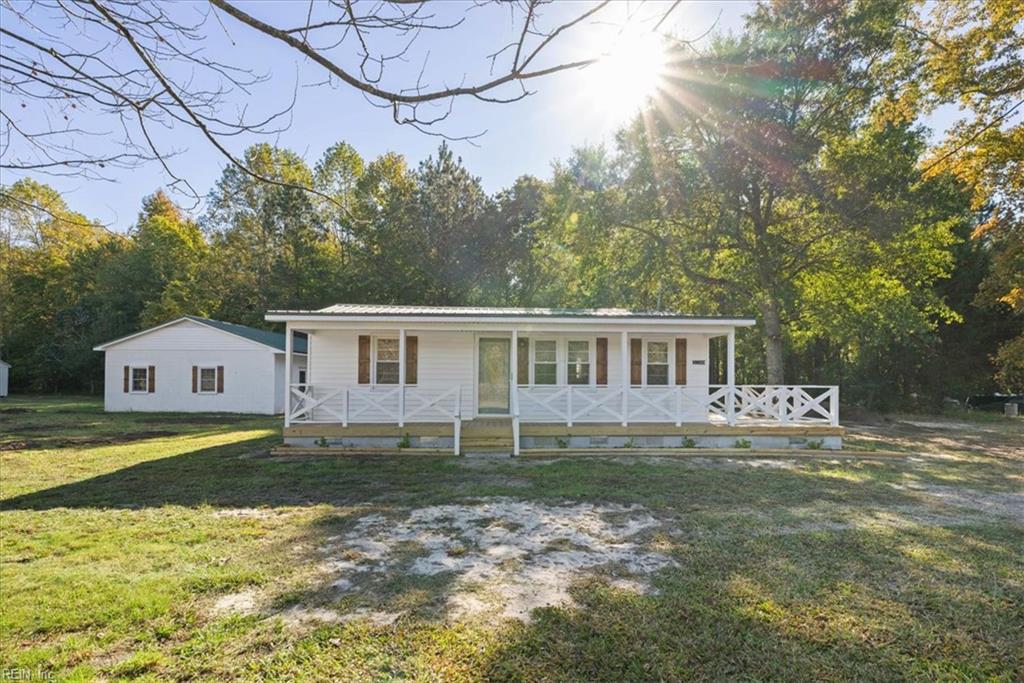 32399 Rochelle Swamp Rd Property Photo 1
