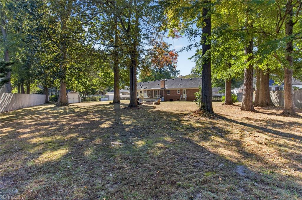 405 Bridle Ct Property Photo 38