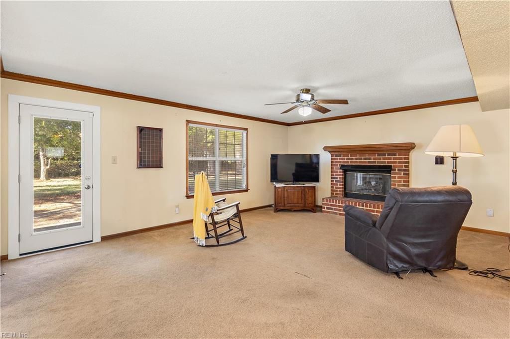1408 Flurry Ct Property Photo 9