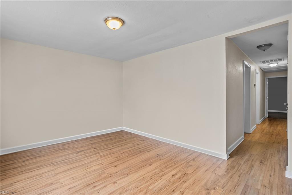 716 31st ST Property Photo 1