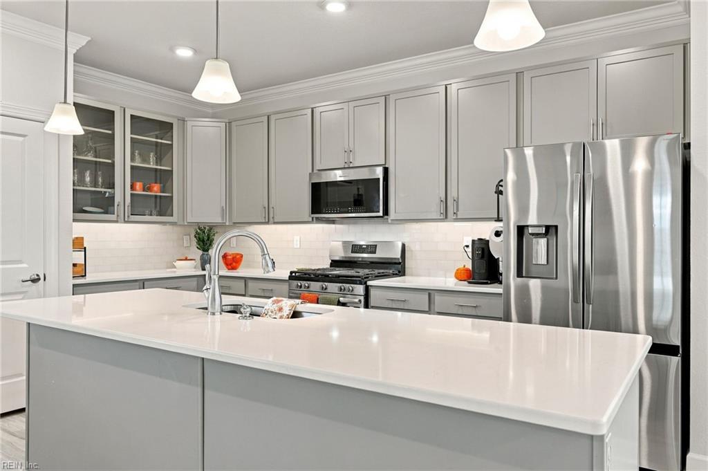 2227 Sanibel Ln Property Photo 12