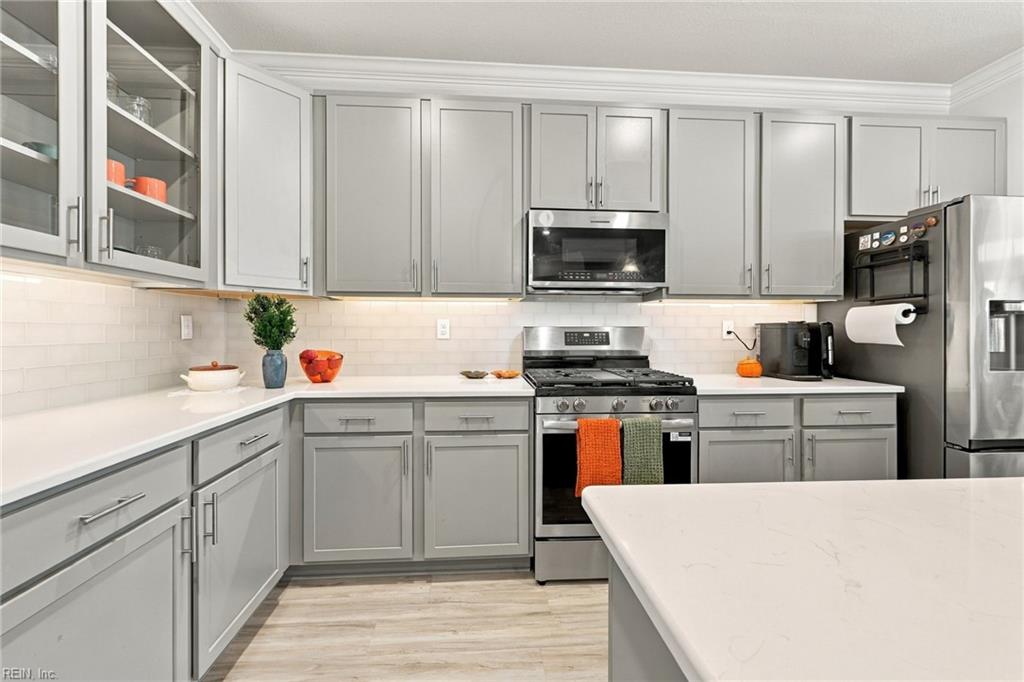 2227 Sanibel Ln Property Photo 16