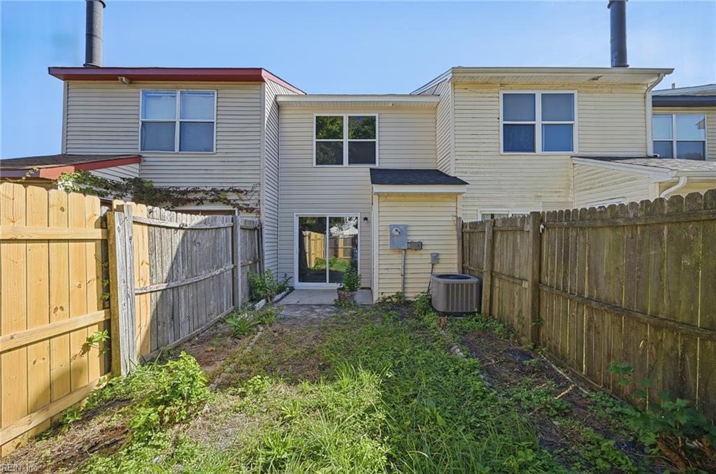 3704 Sugar Creek Ln Property Photo 26