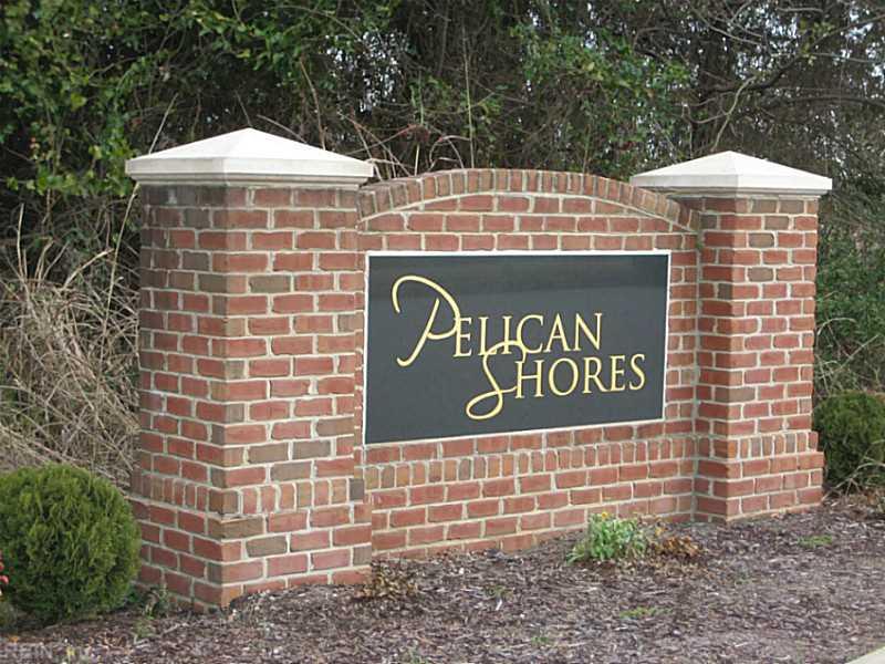 99 Pelican Shores Dr Property Photo 2