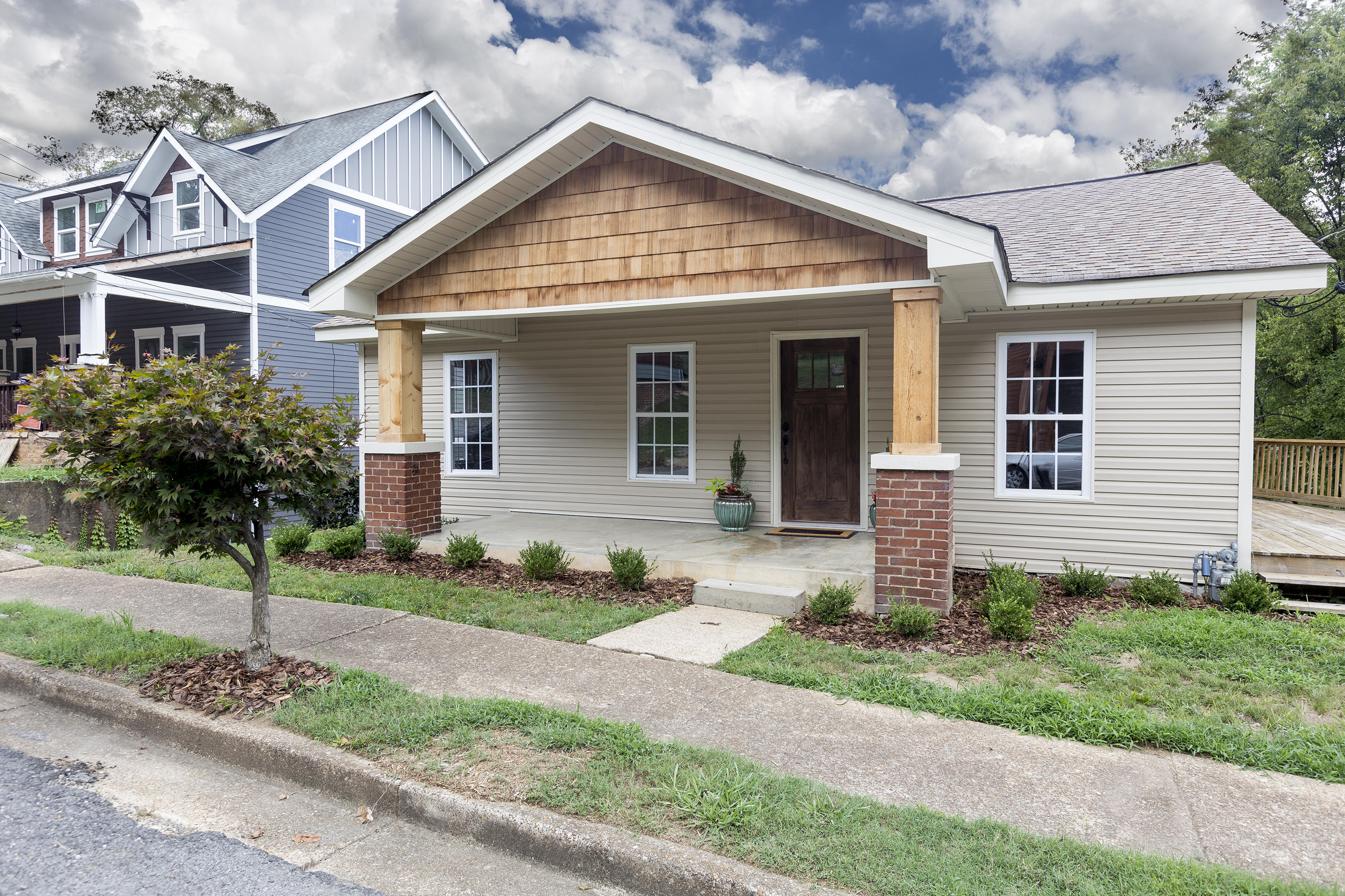 522 Lytle Street Property Photo 1