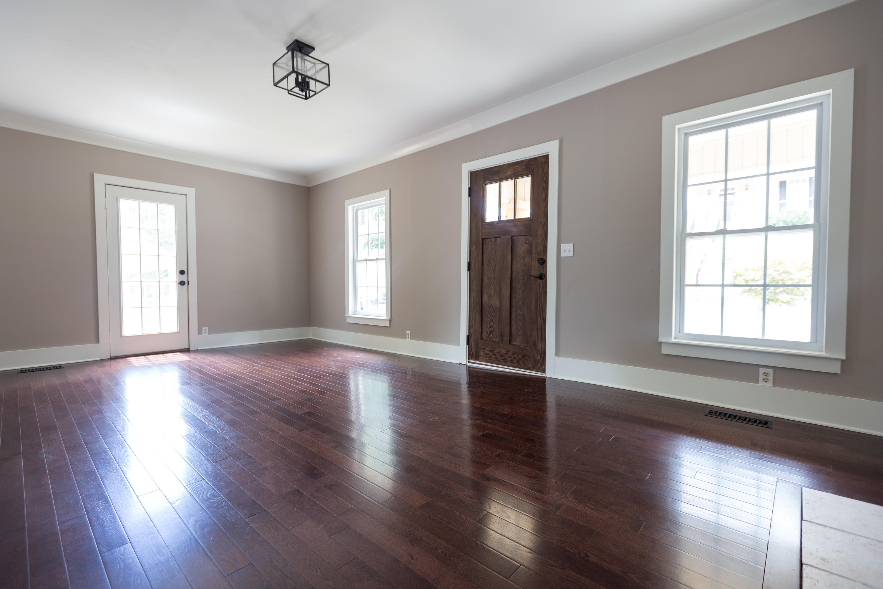 522 Lytle Street Property Photo 4