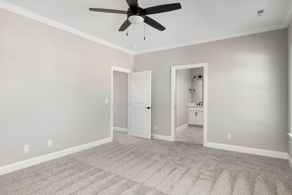 527 Winchester Drive Property Photo 16