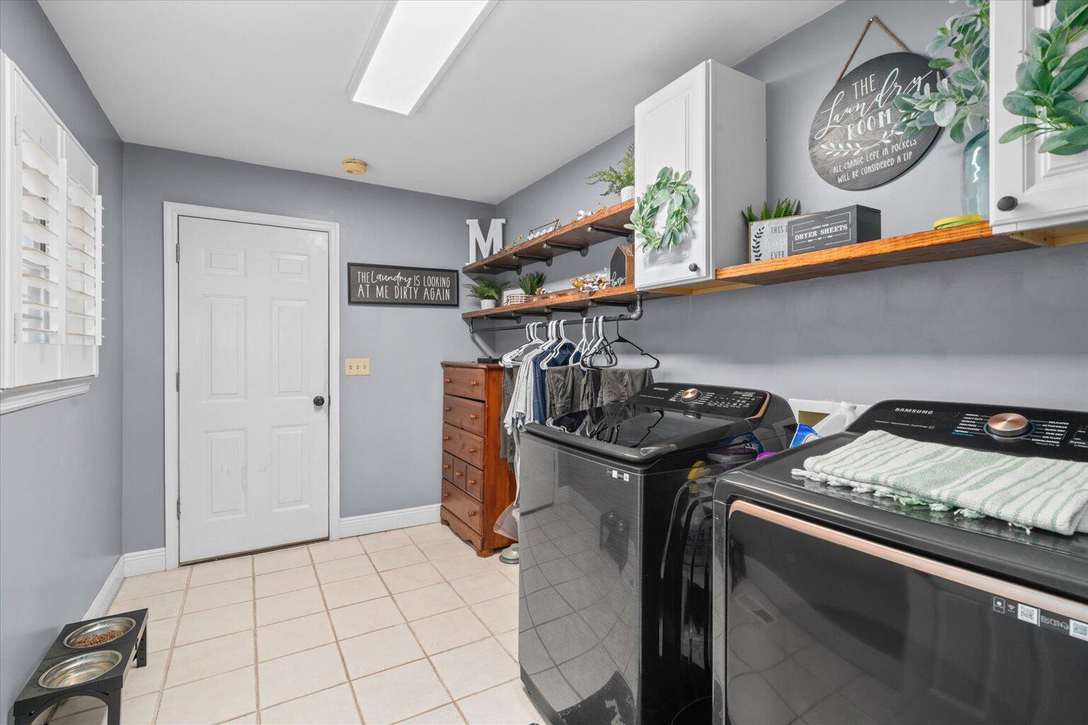 2654 Foxmore Circle Property Photo 25