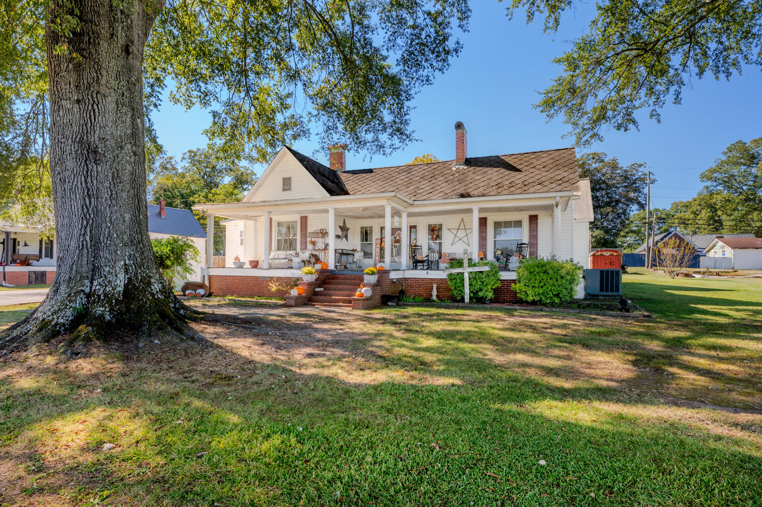 69 Myers Avenue Property Photo 1