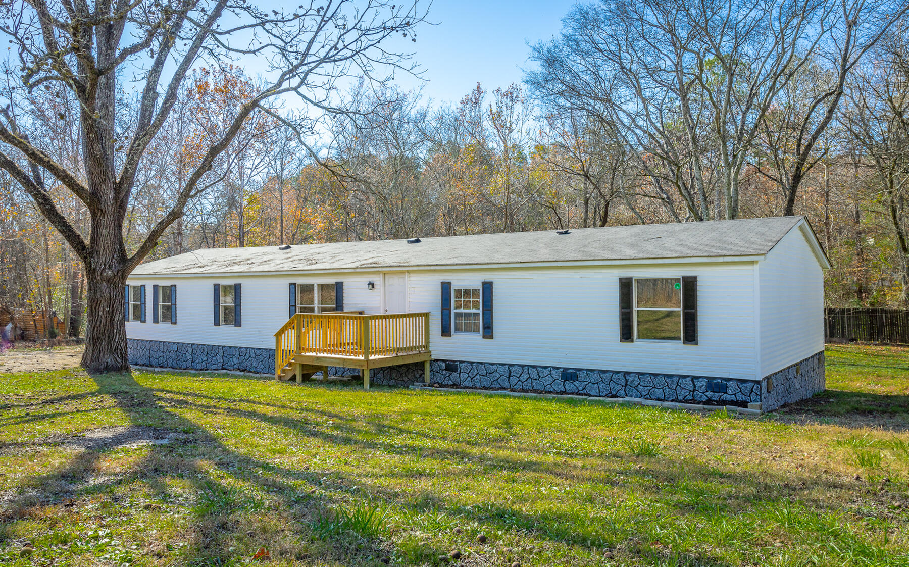 1343 N Hwy 341 Property Photo 1