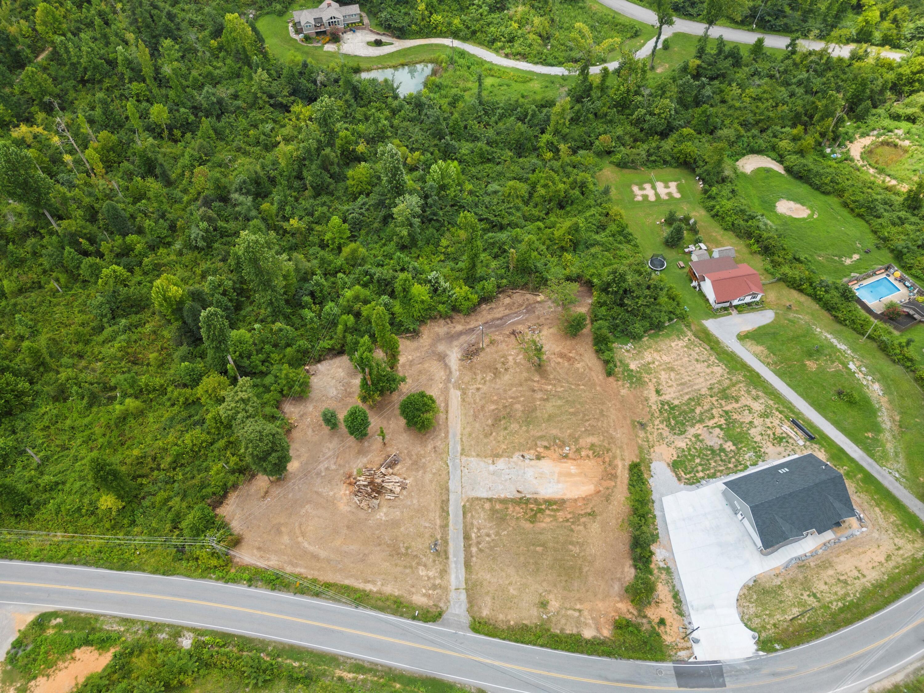 8016 Standifer Gap Road Property Photo 6
