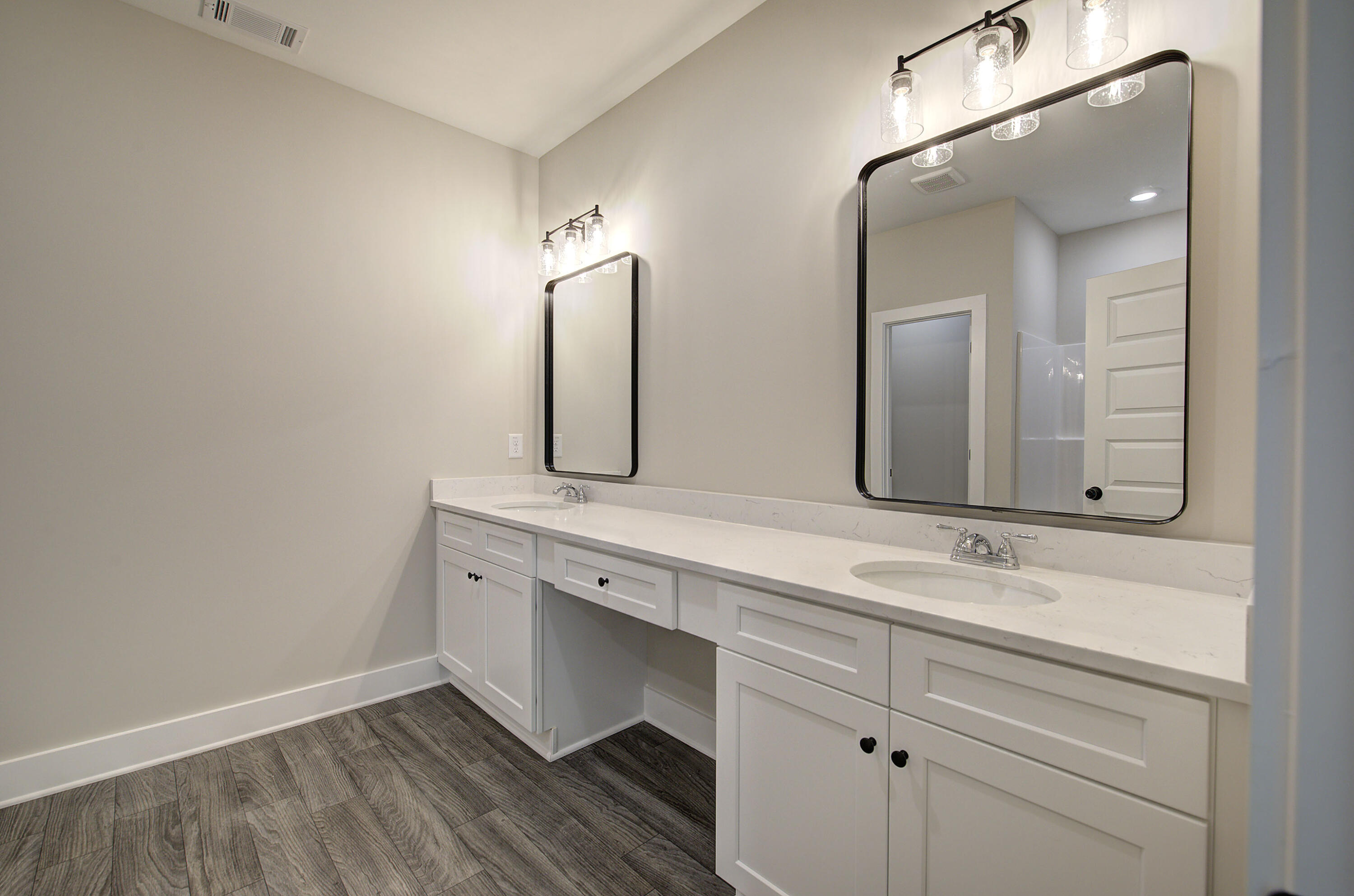 6658 Dharma Loop Property Photo 18