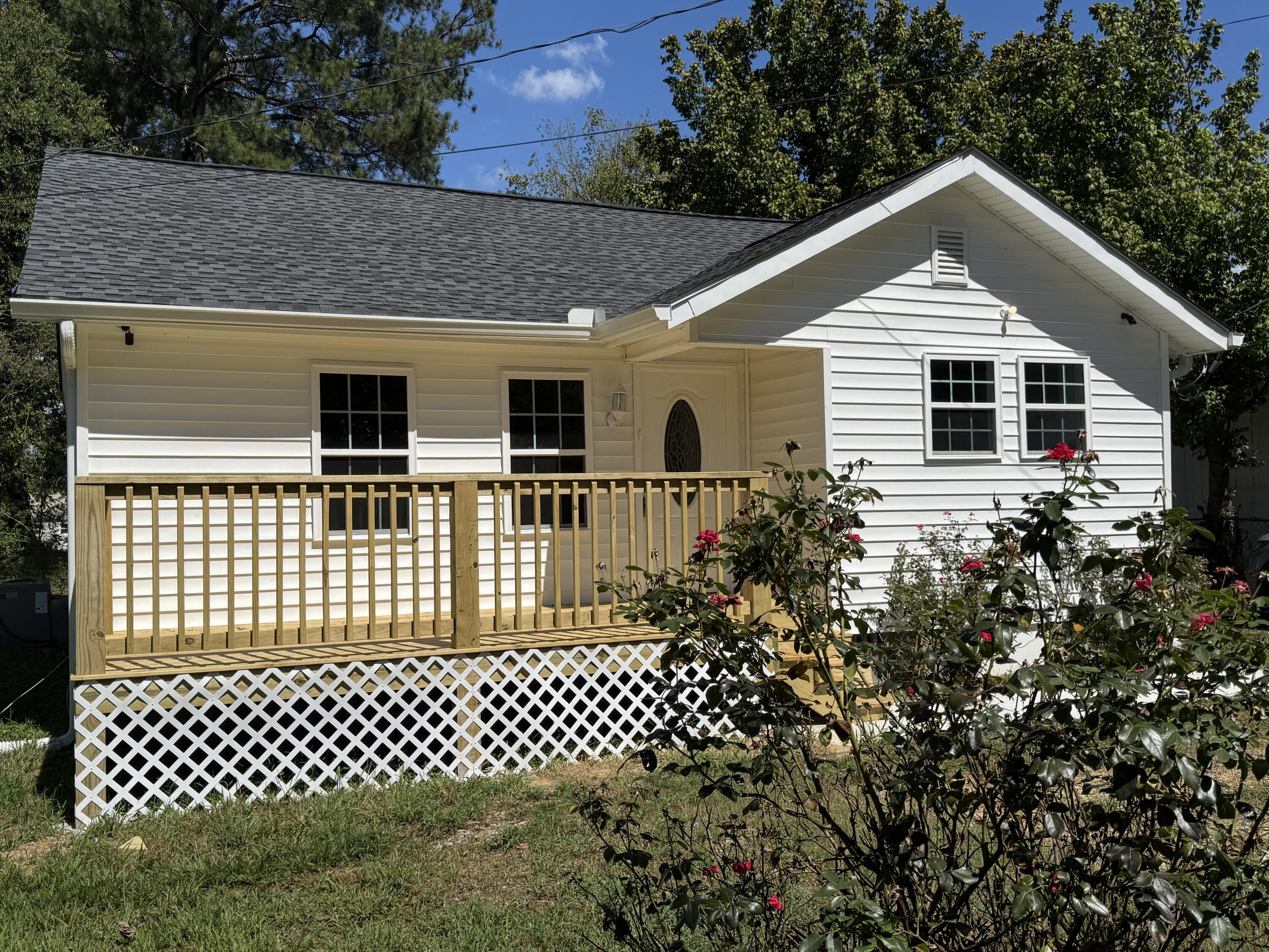 220 Harrell Street Property Photo 1