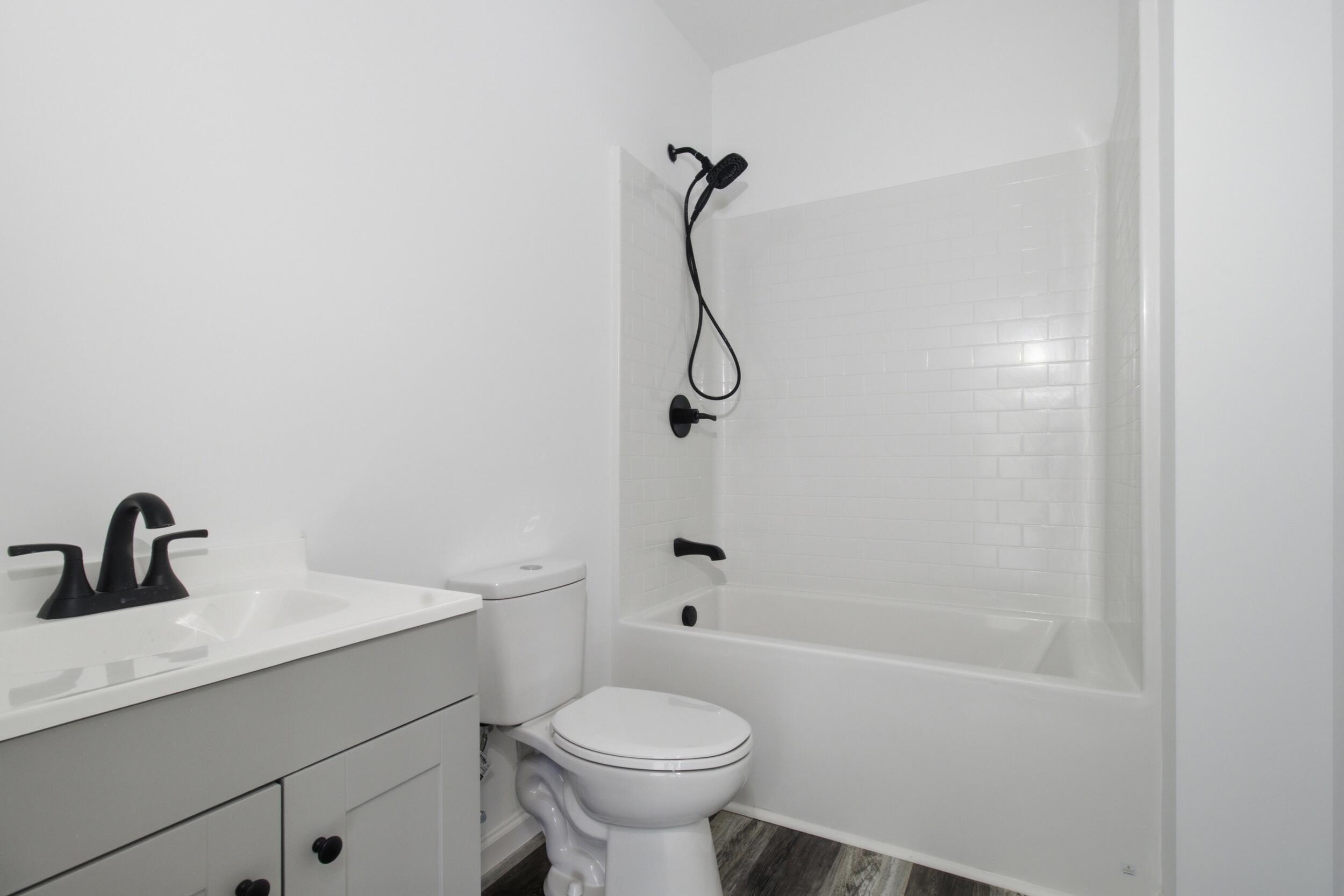 4805 16th Avenue Property Photo 17