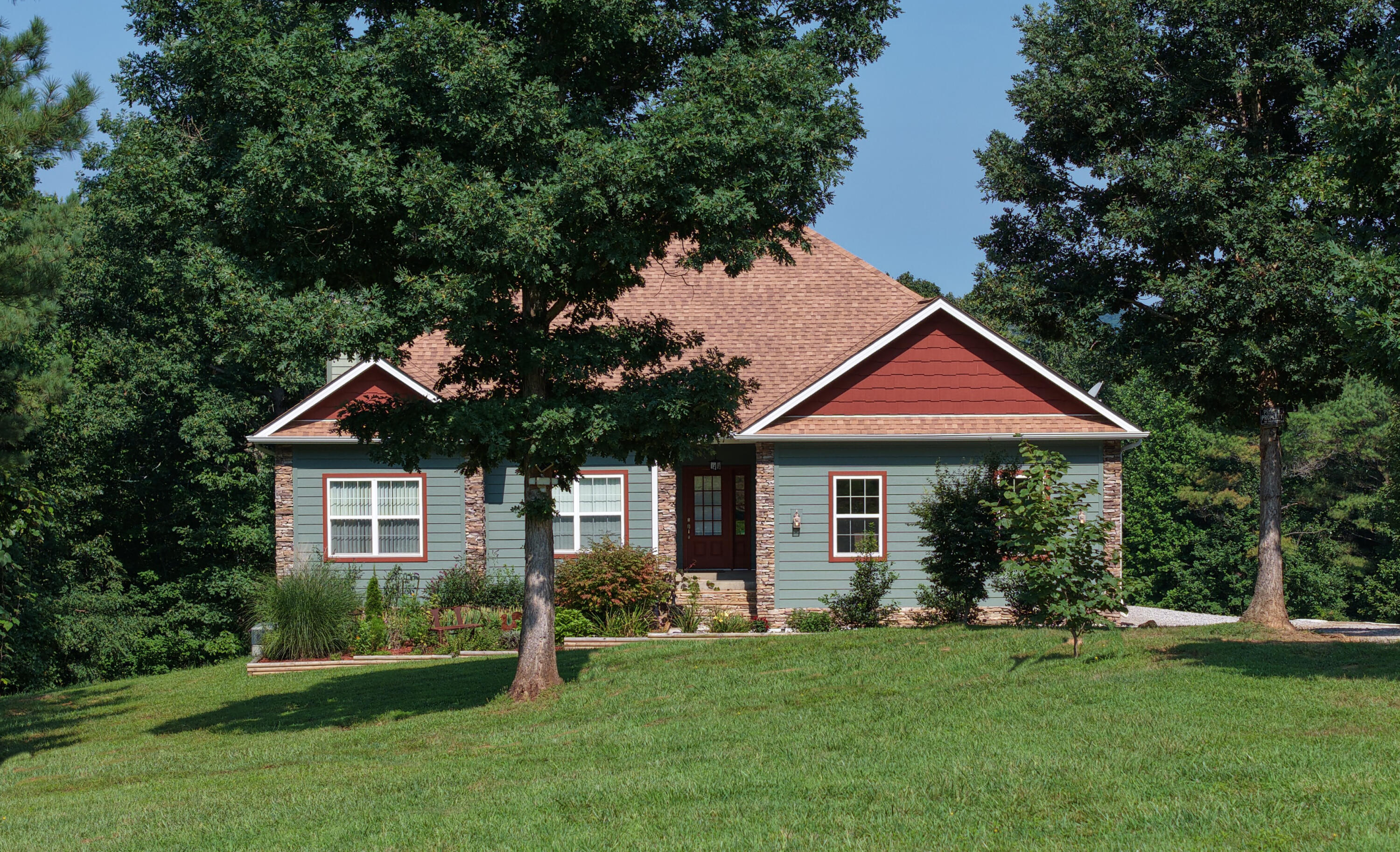 240 Thunder Ridge Drive Property Photo 1