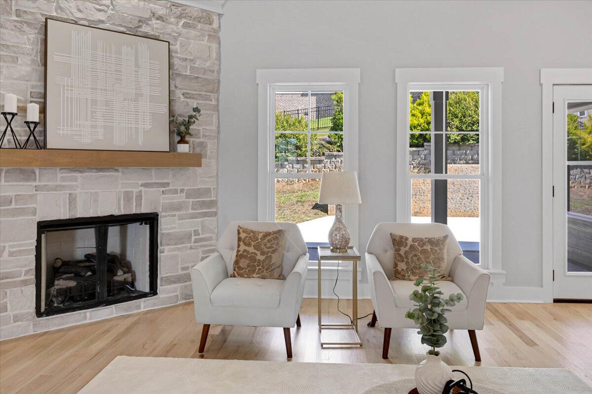 9888 Trestle Circle Property Photo 8