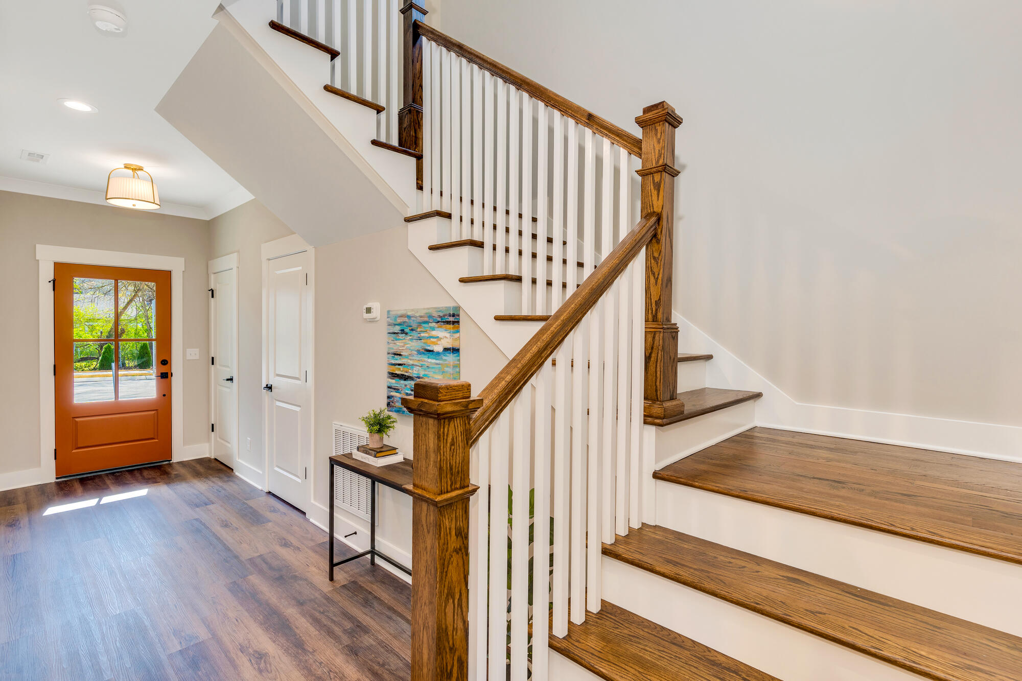 1366 Thomas Avenue Property Photo 10