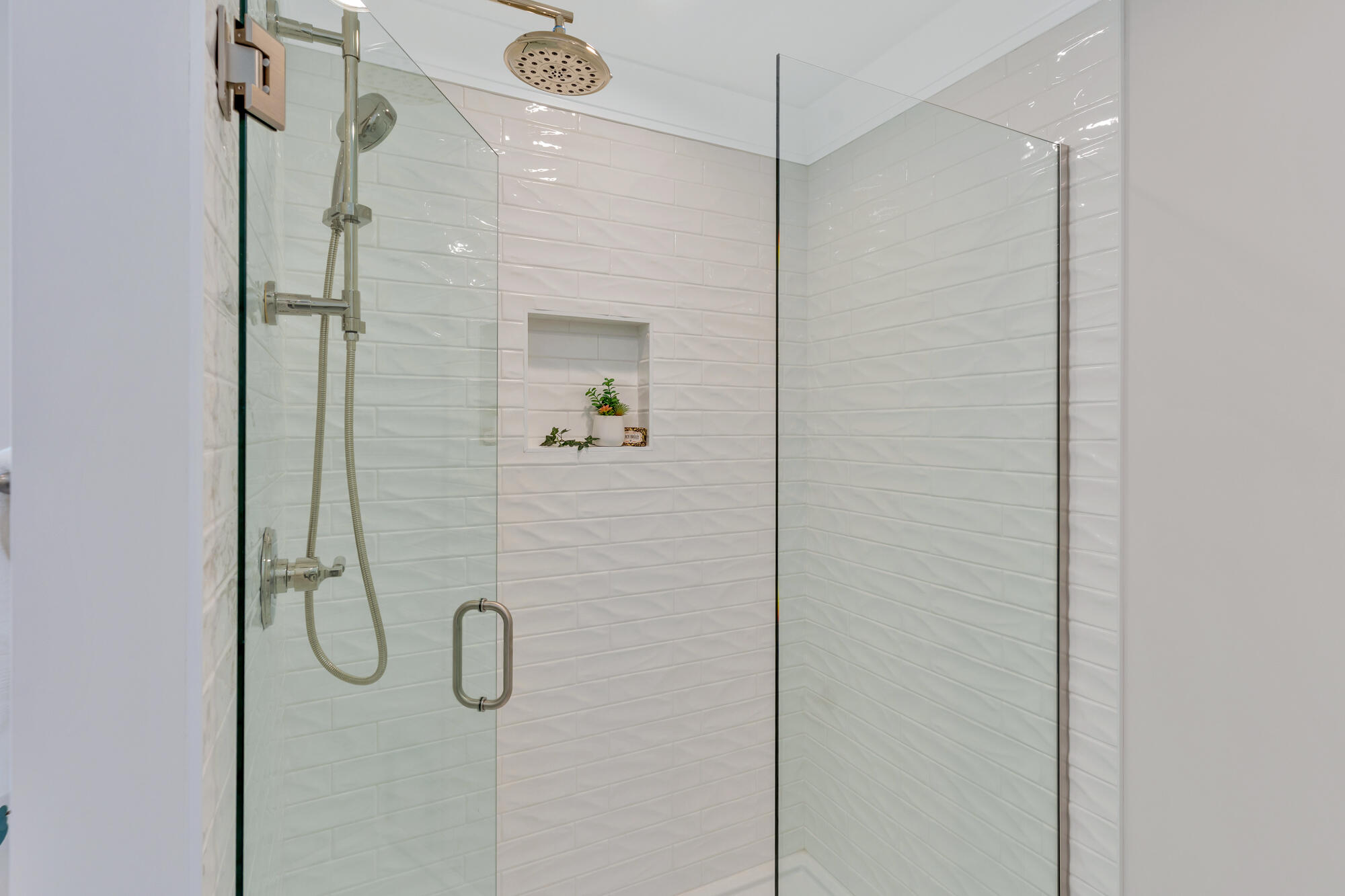 1366 Thomas Avenue Property Photo 28