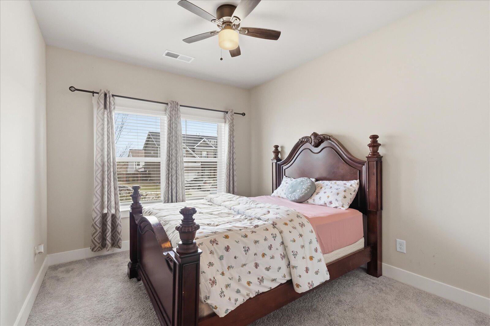 4742 Wellesley Drive Property Photo 7