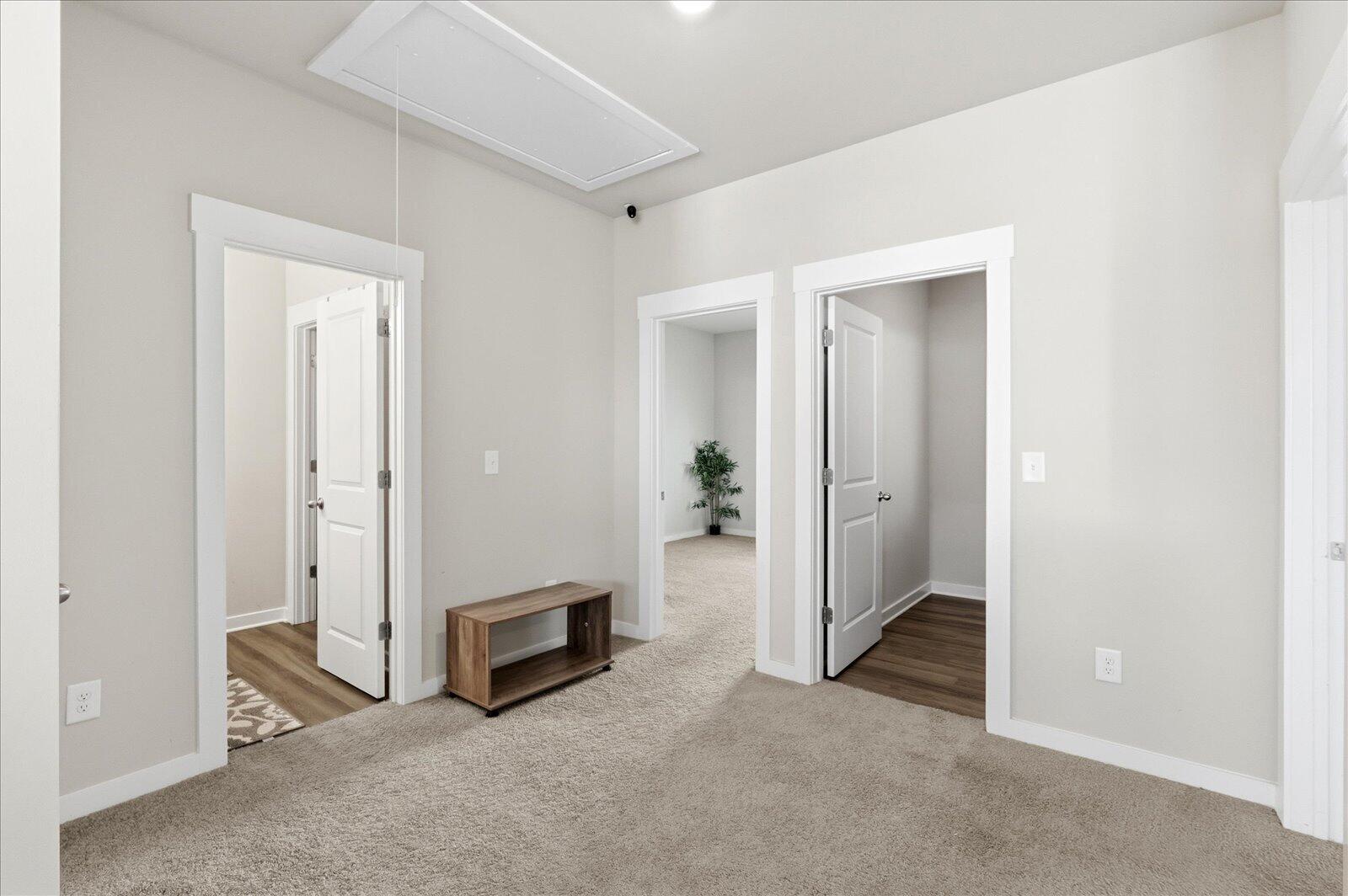 4742 Wellesley Drive Property Photo 38