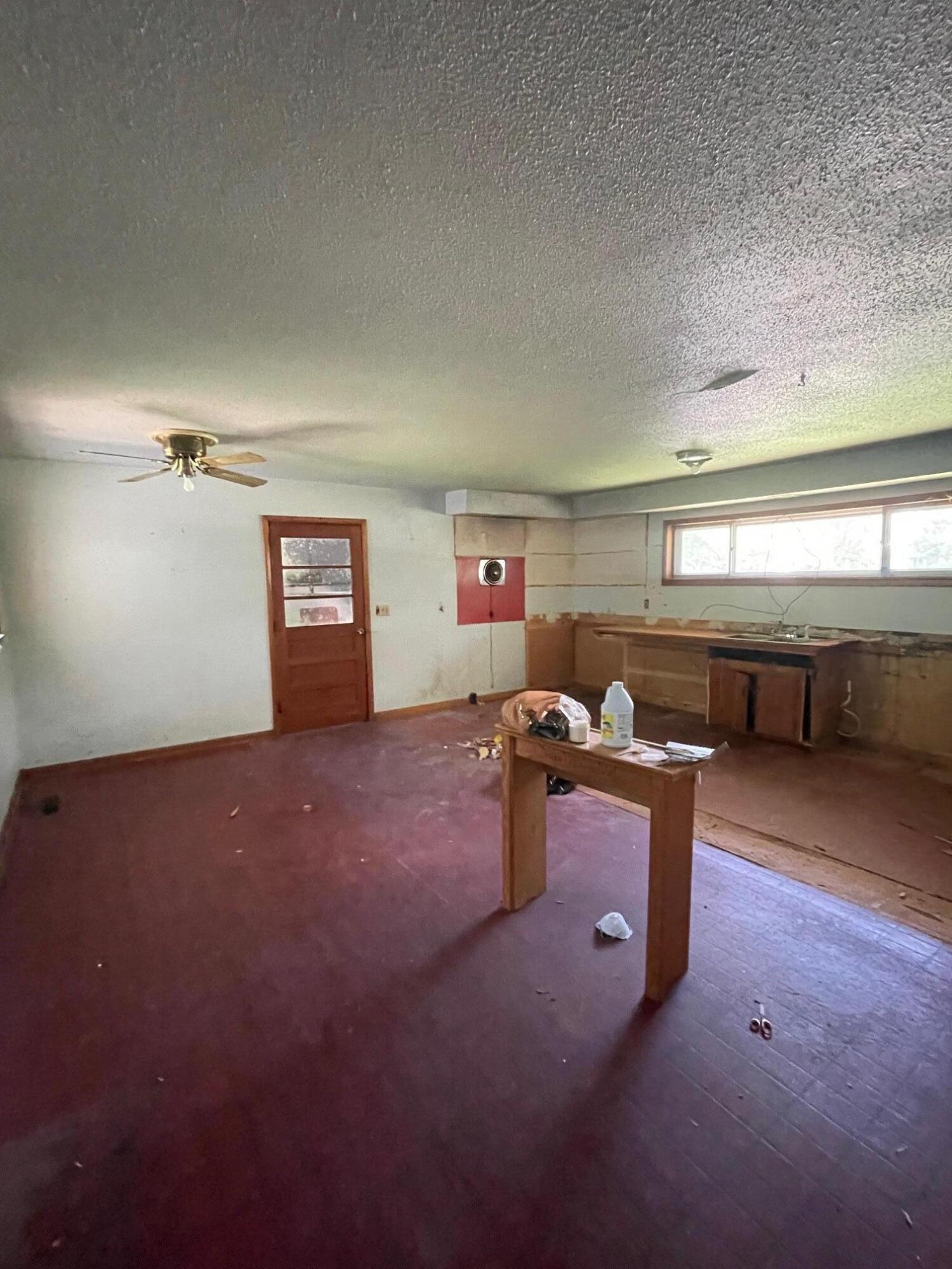 9543 E Brainerd Road Property Photo 4