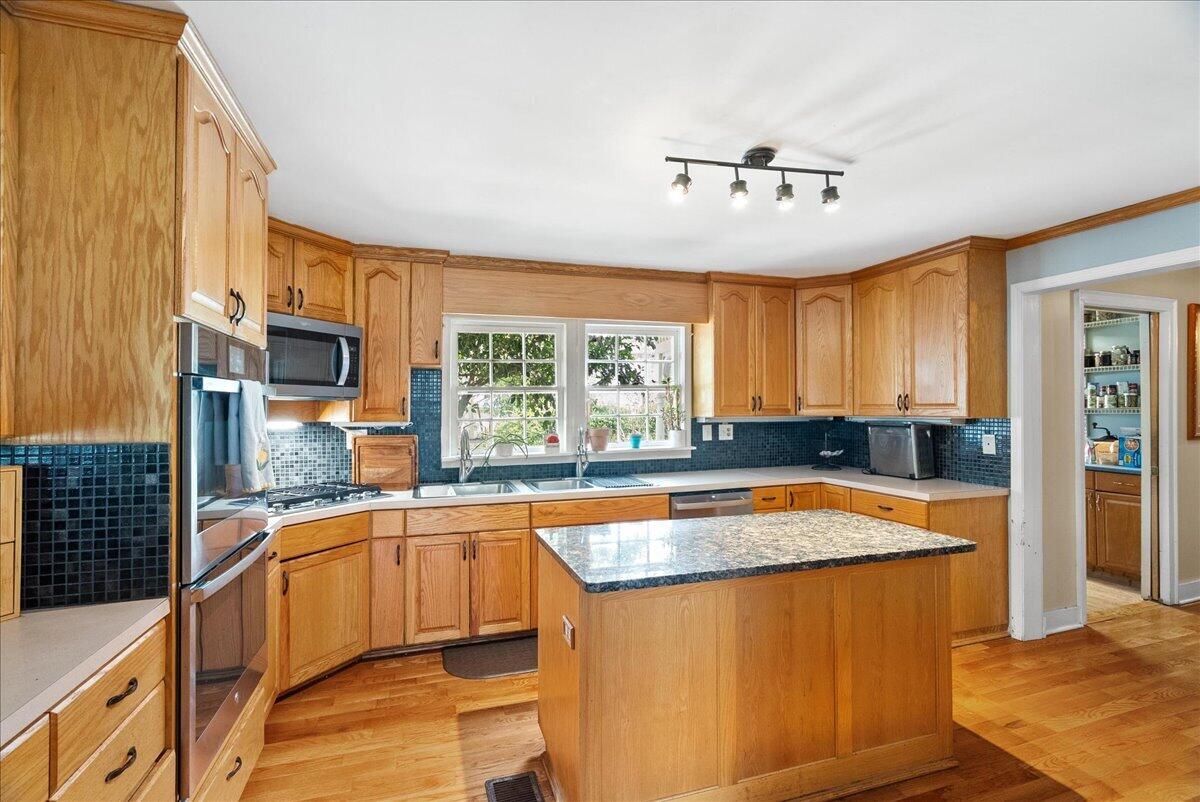 38 Alabama Street Property Photo 12