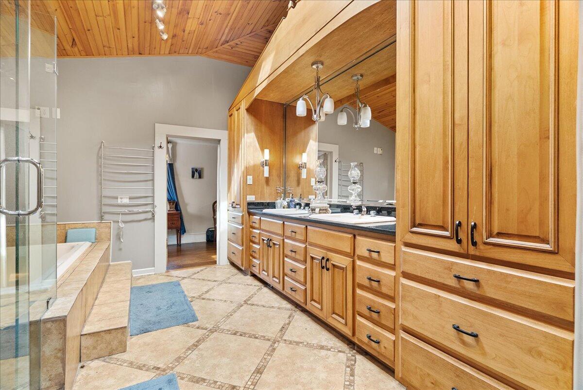 38 Alabama Street Property Photo 22