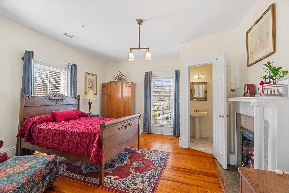 38 Alabama Street Property Photo 37